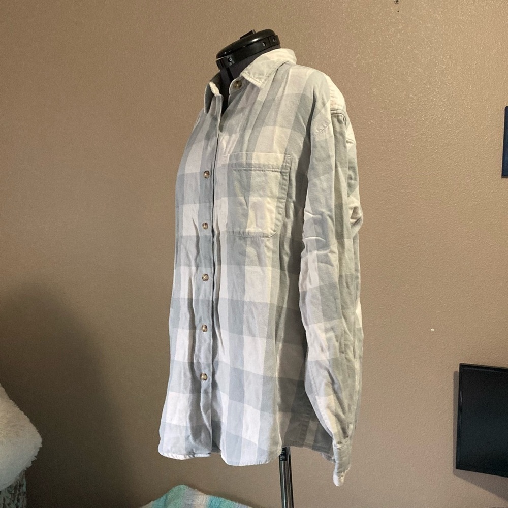 Eddie Bauer Plaid LongSleeve Checkered - Picture 2 of 3